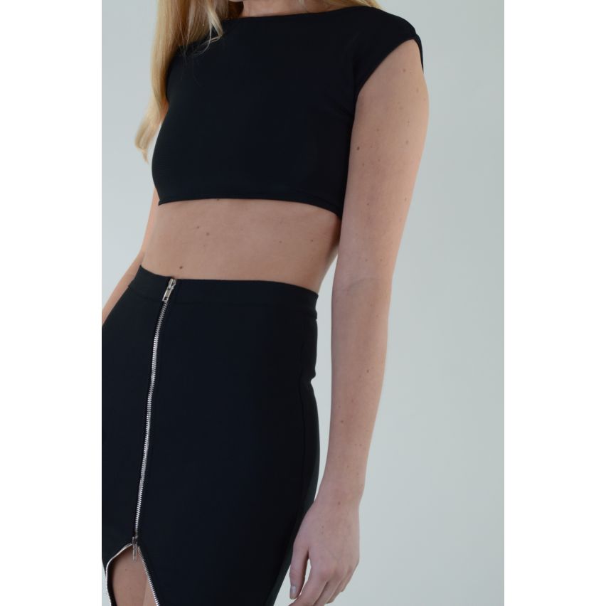 Lovemystyle Co-ord noir mettant en vedette Crop Top et jupe Zip