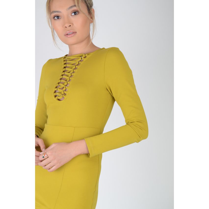 Ourlet de LMS moutarde jaune Bodycon Dress avec dentelle encolure et Split