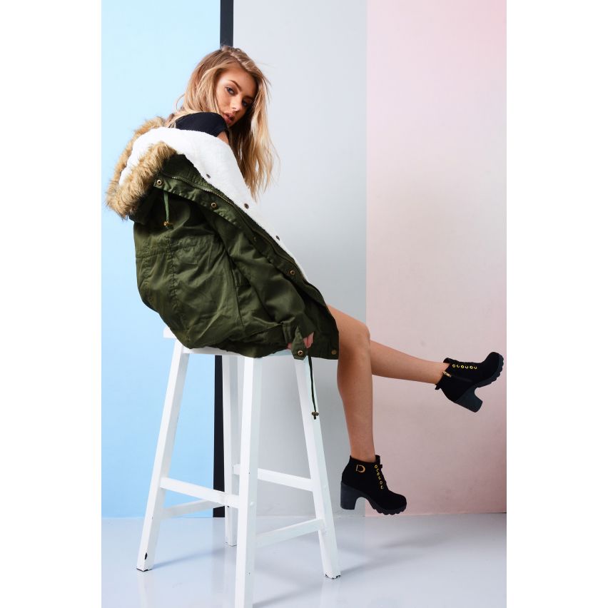 Lovemystyle Khaki Green Parka avec capuche fausse fourrure