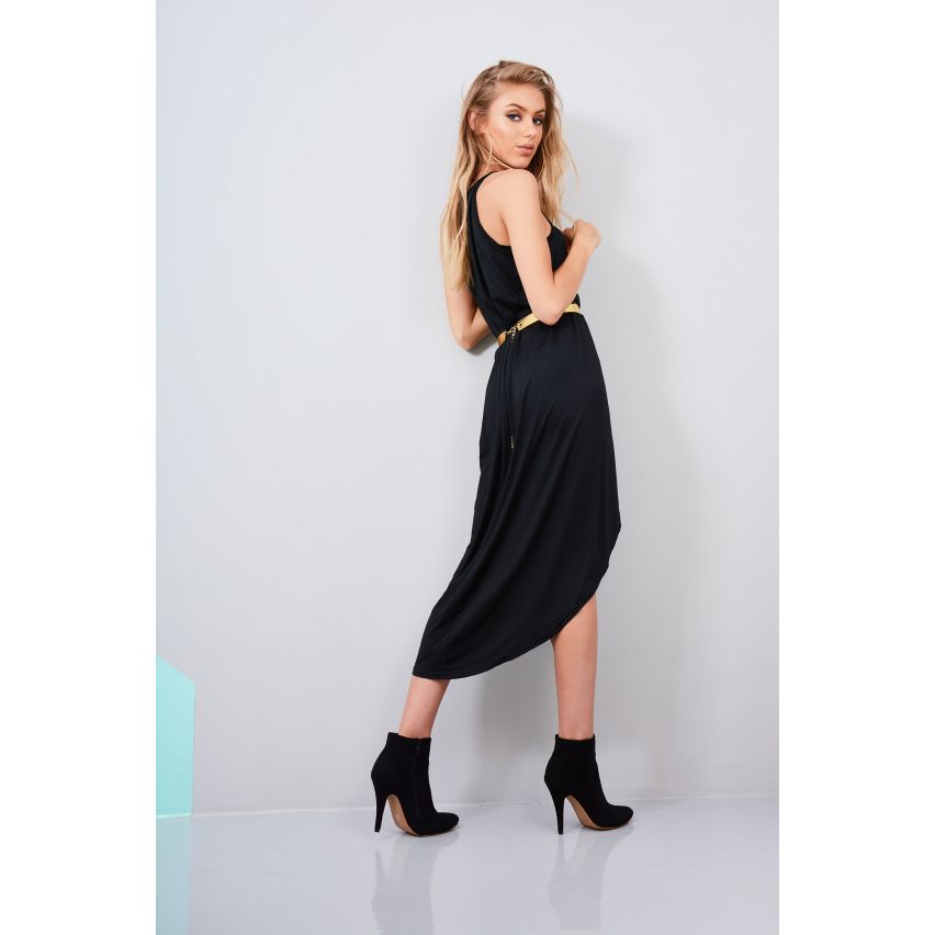 Lovemystyle noir Loose Fit Cami robe avec ceinture aurifère