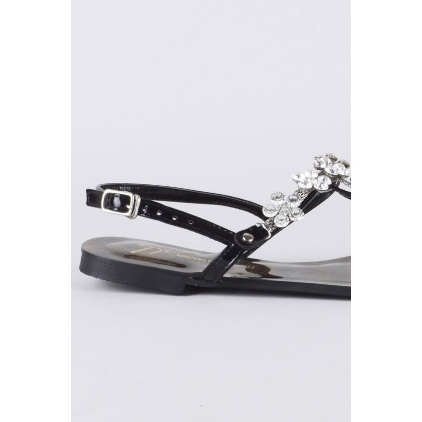 Lovemystyle noir Sandales avec des embellissements argent Diamante