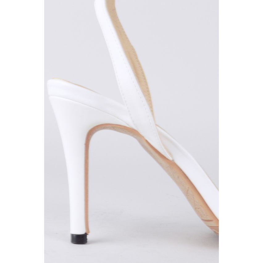 Lovemystyle blanc Barely There Heels avec chaîne de détail