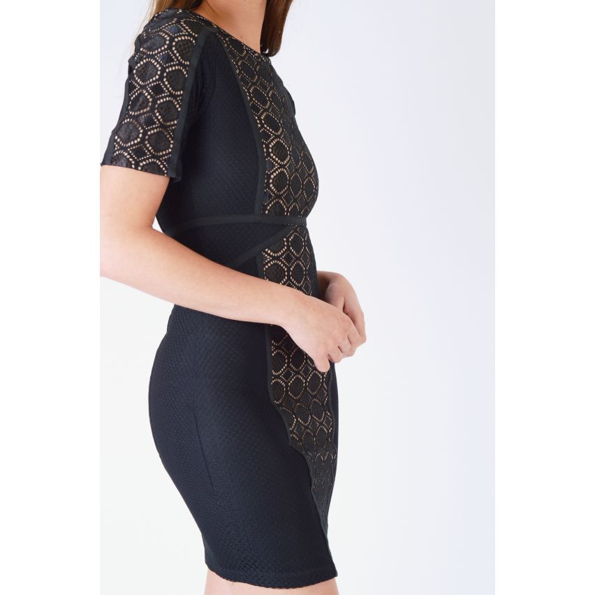 WYLDR nue Bodycon Dress avec noir dentelle Overlay