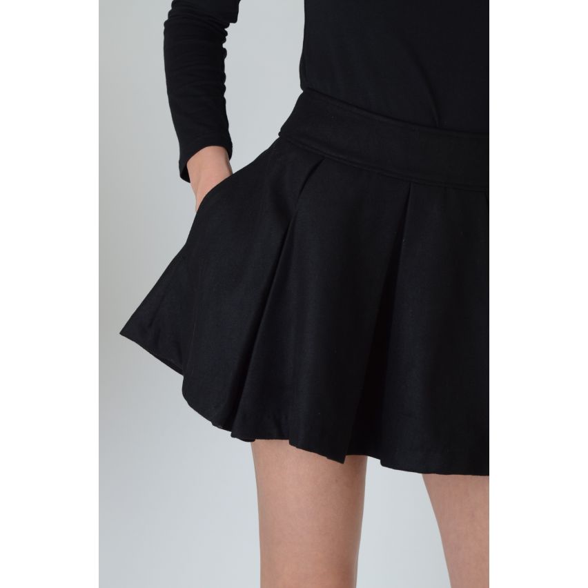 Jupe de patineuse Lovemystyle noir avec Zip or