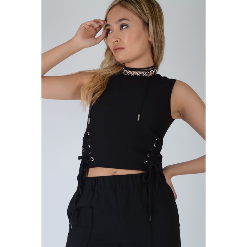 Lovemystyle sans manches Crop Top avec dentelle sur les côtés en noir