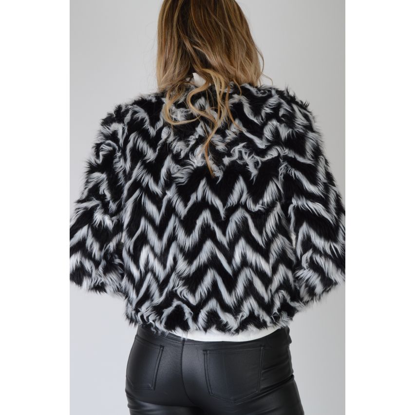 Lovemystyle Faux Black And White Zigzag Fur jacket